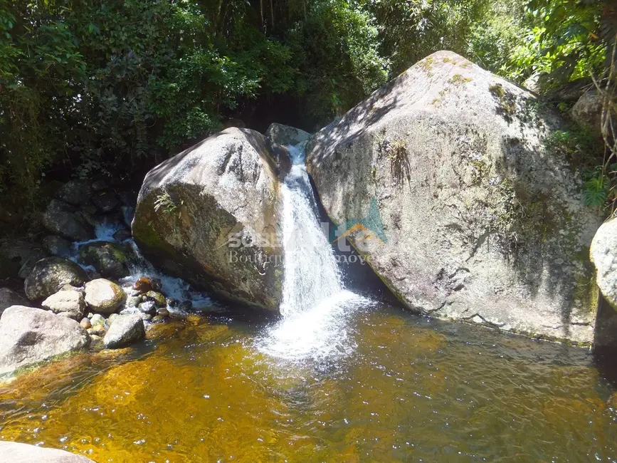Foto 4 de Casa com 4 quartos à venda, 8500m2 em Granja Guarani, Teresopolis - RJ