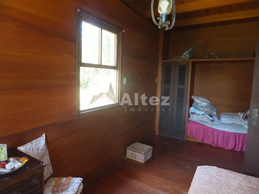 Sítio / Rancho com 3 quartos à venda, 31500m2 em Granja Guarani, Teresopolis - RJ - imagem 8 Foto 8 de Sítio / Rancho com 3 quartos à venda, 31500m2 em Granja Guarani, Teresopolis - RJ