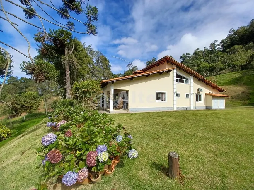 Foto 3 de Sítio / Rancho com 4 quartos à venda, 275000m2 em Teresopolis - RJ