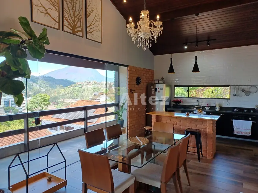 Foto 4 de Casa com 3 quartos à venda, 120m2 em Agriões, Teresopolis - RJ