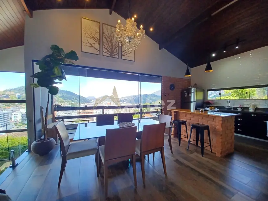 Foto 3 de Casa com 3 quartos à venda, 120m2 em Agriões, Teresopolis - RJ