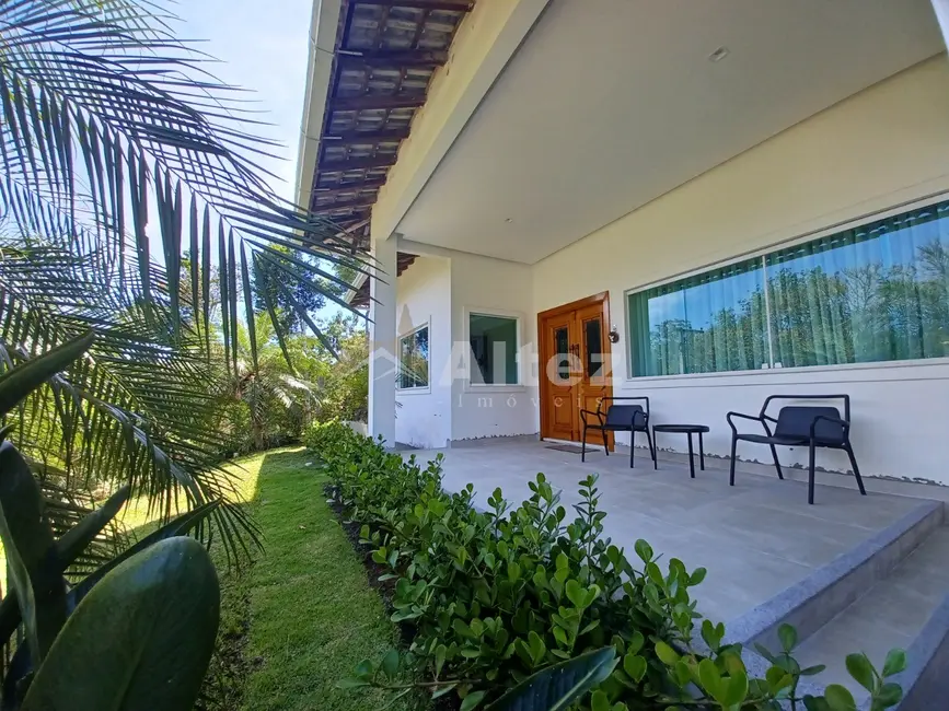 Casa de Condomínio com 4 quartos à venda, 610m2 em Parque do Imbui, Teresopolis - RJ - imagem 2 Foto 2 de Casa de Condomínio com 4 quartos à venda, 610m2 em Parque do Imbui, Teresopolis - RJ