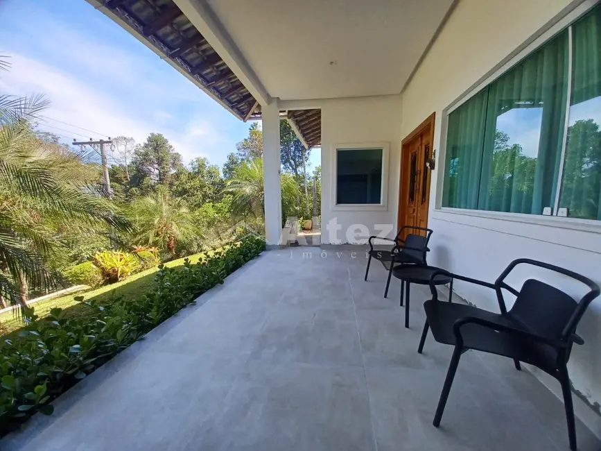 Casa de Condomínio com 4 quartos à venda, 610m2 em Parque do Imbui, Teresopolis - RJ - imagem 3 Foto 3 de Casa de Condomínio com 4 quartos à venda, 610m2 em Parque do Imbui, Teresopolis - RJ