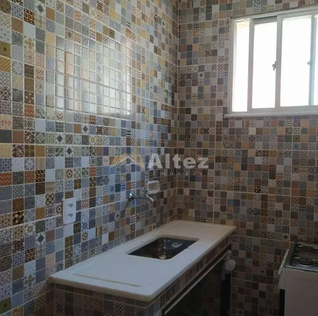 Foto 3 de Apartamento com 1 quarto à venda, 42m2 em Jardim Cascata, Teresopolis - RJ
