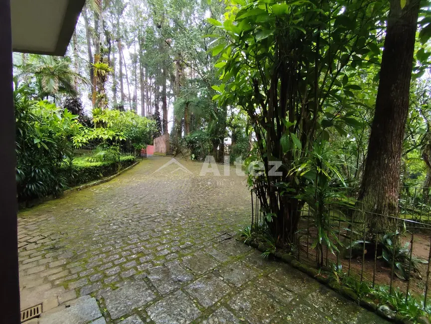 Foto 4 de Casa com 5 quartos à venda, 409m2 em Granja Guarani, Teresopolis - RJ