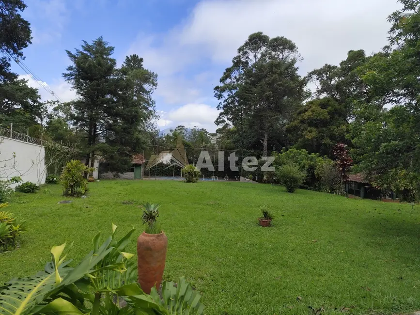 Casa com 7 quartos à venda, 6000m2 em Granja Guarani, Teresopolis - RJ - imagem 4 Foto 4 de Casa com 7 quartos à venda, 6000m2 em Granja Guarani, Teresopolis - RJ