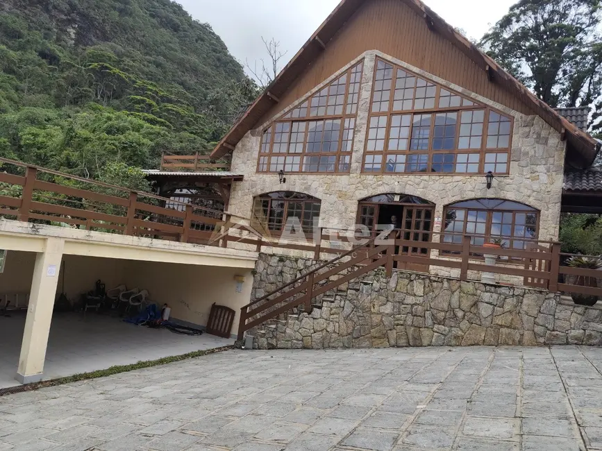 Casa com 7 quartos à venda, 6000m2 em Granja Guarani, Teresopolis - RJ - imagem 5 Foto 5 de Casa com 7 quartos à venda, 6000m2 em Granja Guarani, Teresopolis - RJ