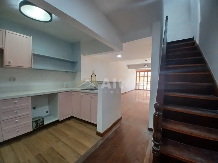 Foto 7 de Casa de Condomínio com 2 quartos à venda, 77m2 em Alto, Teresopolis - RJ