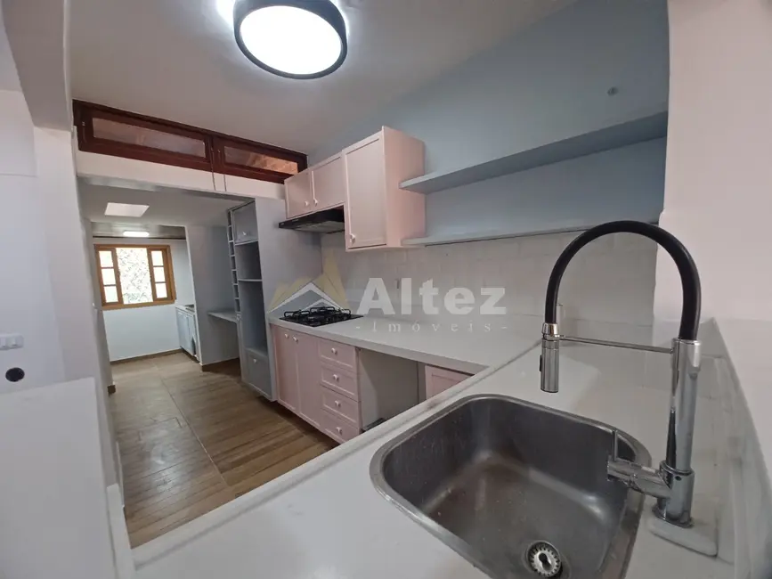 Foto 6 de Casa de Condomínio com 2 quartos à venda, 77m2 em Alto, Teresopolis - RJ