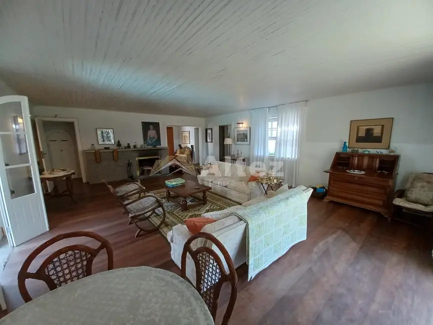 Sítio / Rancho com 5 quartos à venda, 80000m2 em Cascata do Imbuí, Teresopolis - RJ - imagem 4 Foto 4 de Sítio / Rancho com 5 quartos à venda, 80000m2 em Cascata do Imbuí, Teresopolis - RJ