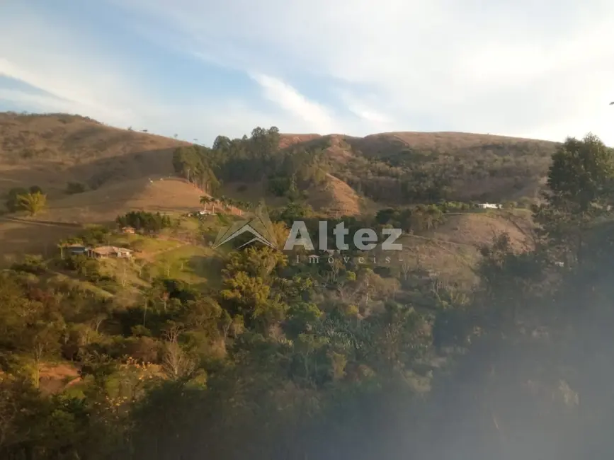 Terreno / Lote à venda, 25000m2 em Petropolis - RJ - imagem 3 Foto 3 de Terreno / Lote à venda, 25000m2 em Petropolis - RJ