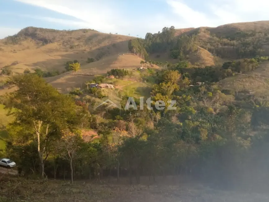 Terreno / Lote à venda, 25000m2 em Petropolis - RJ - imagem 1 Foto 1 de Terreno / Lote à venda, 25000m2 em Petropolis - RJ