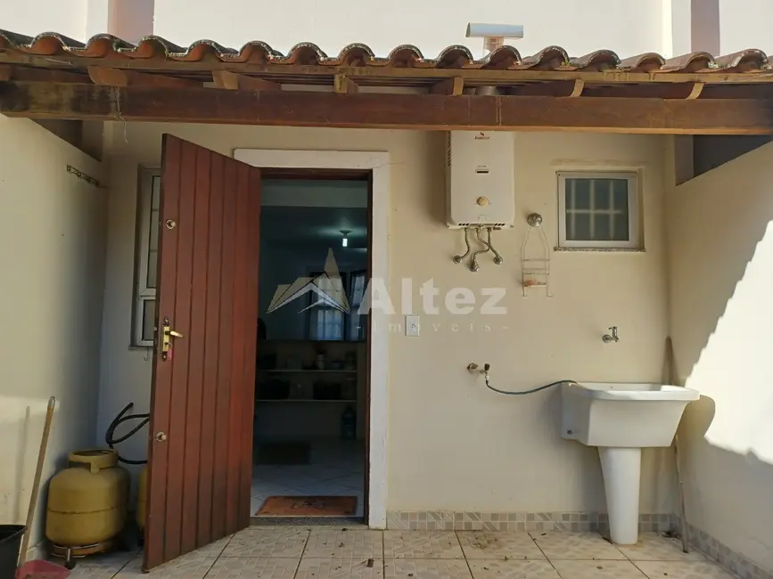 Foto 9 de Casa de Condomínio com 2 quartos à venda, 59m2 em Parque do Imbui, Teresopolis - RJ