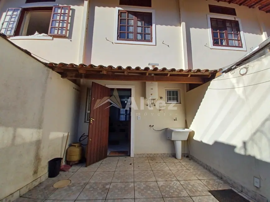 Foto 8 de Casa de Condomínio com 2 quartos à venda, 59m2 em Parque do Imbui, Teresopolis - RJ