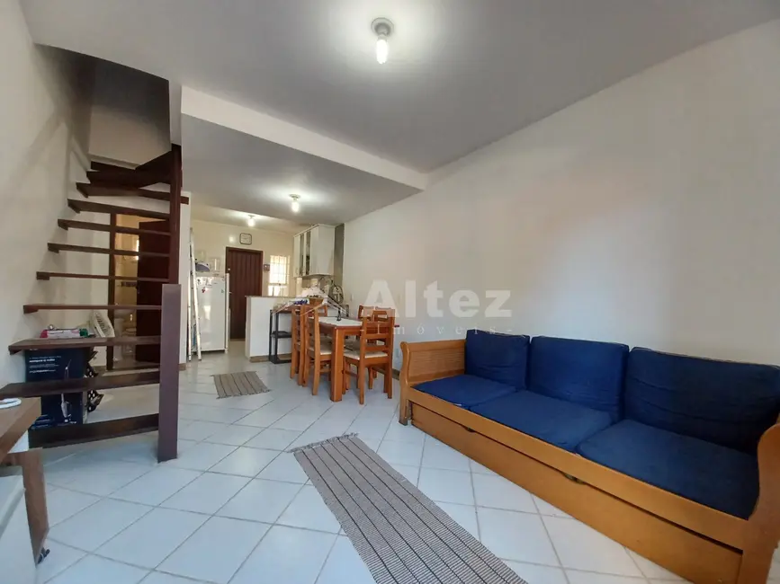 Foto 1 de Casa de Condomínio com 2 quartos à venda, 59m2 em Parque do Imbui, Teresopolis - RJ