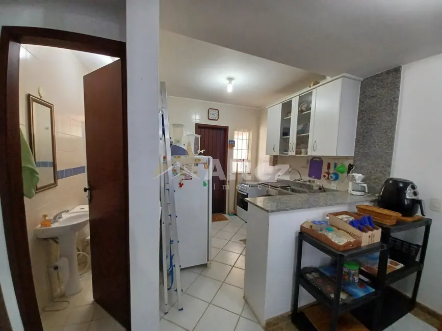 Foto 3 de Casa de Condomínio com 2 quartos à venda, 59m2 em Parque do Imbui, Teresopolis - RJ