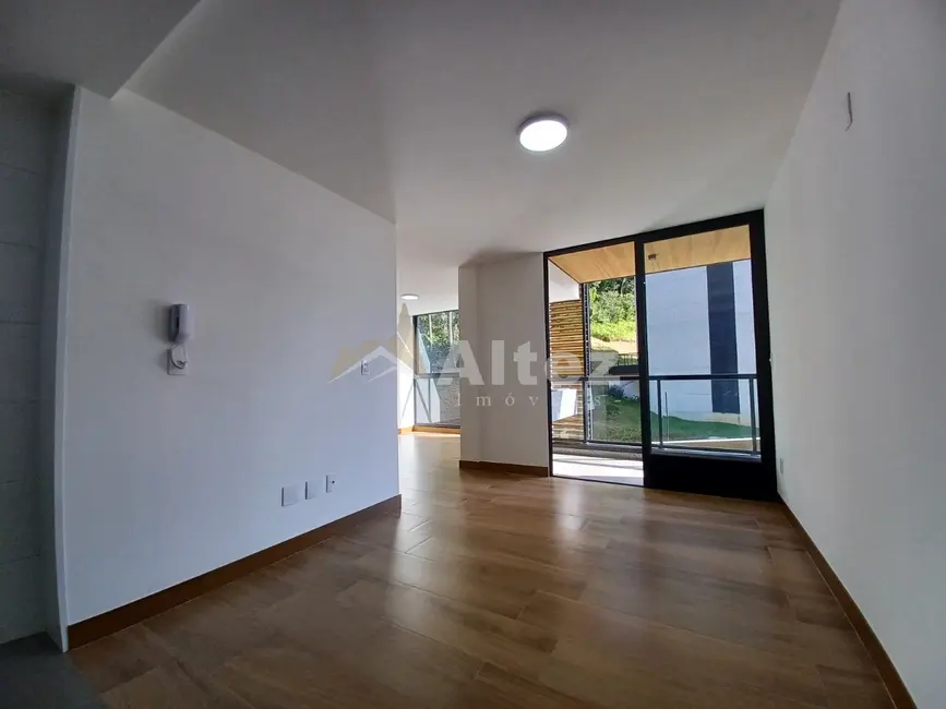 Foto 2 de Apartamento com 2 quartos à venda, 60m2 em Alto, Teresopolis - RJ