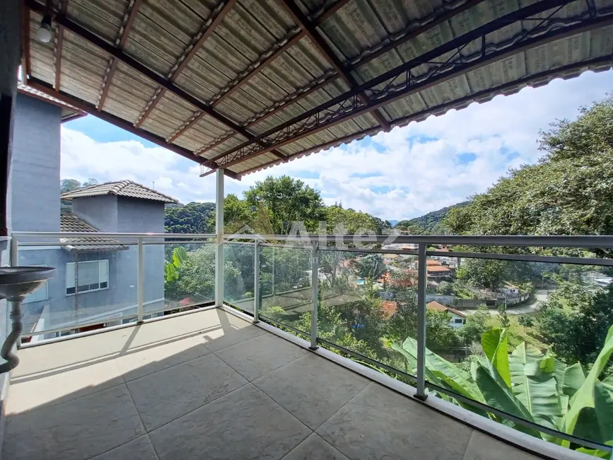 Casa de Condomínio com 3 quartos à venda, 70m2 em Cascata do Imbuí, Teresopolis - RJ - imagem 4 Foto 4 de Casa de Condomínio com 3 quartos à venda, 70m2 em Cascata do Imbuí, Teresopolis - RJ