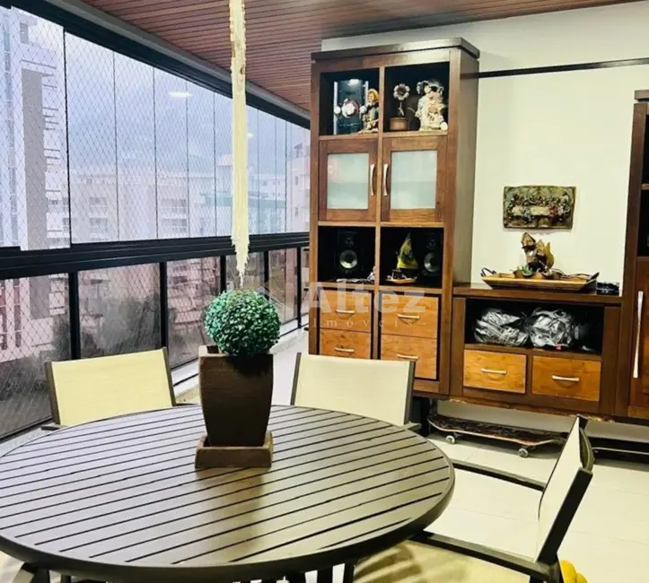 Foto 4 de Apartamento com 4 quartos à venda, 196m2 em Agriões, Teresopolis - RJ