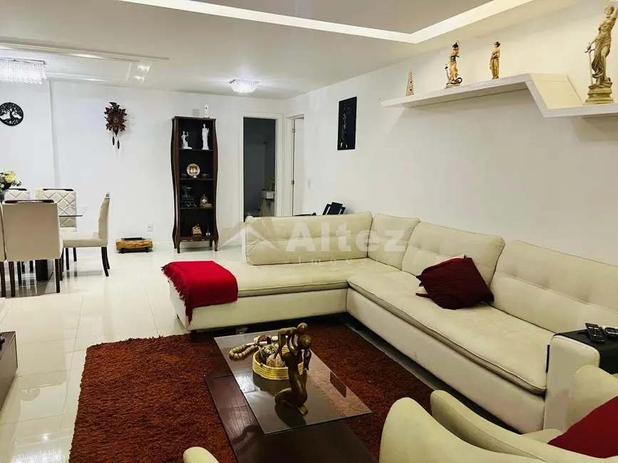 Foto 1 de Apartamento com 4 quartos à venda, 196m2 em Agriões, Teresopolis - RJ