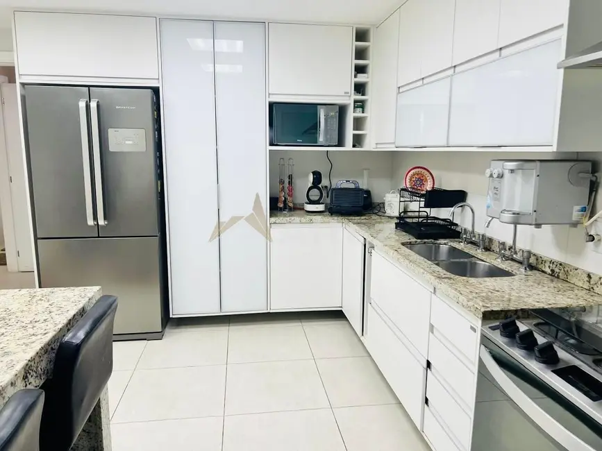 Foto 8 de Apartamento com 4 quartos à venda, 196m2 em Agriões, Teresopolis - RJ