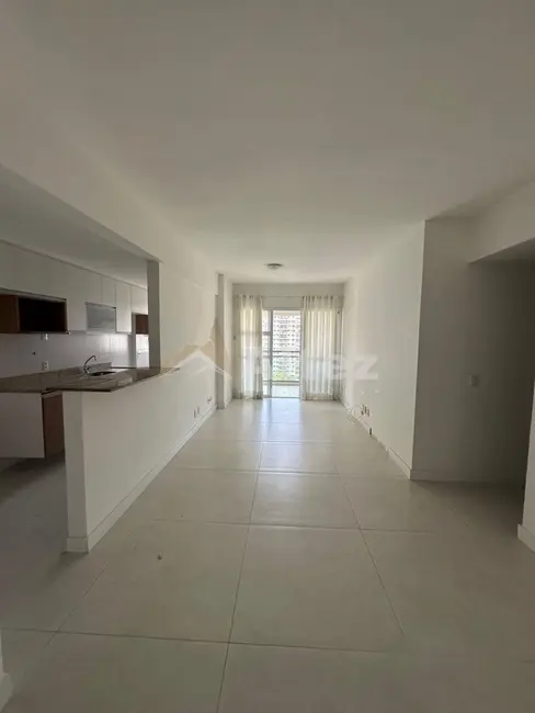 Apartamento com 3 quartos para alugar, 96m2 em Rio De Janeiro - RJ - imagem 3 Foto 3 de Apartamento com 3 quartos para alugar, 96m2 em Rio De Janeiro - RJ