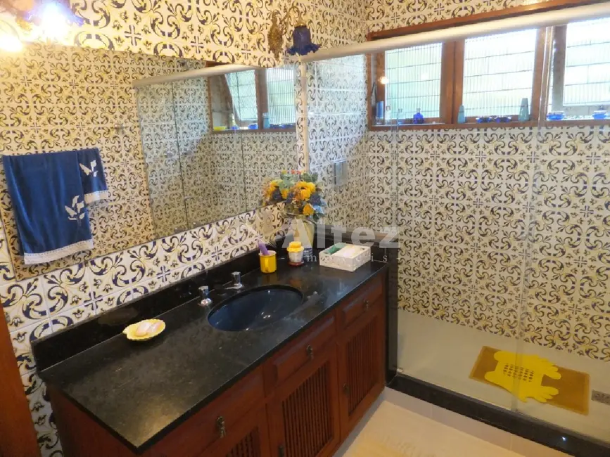 Casa com 4 quartos à venda, 4000m2 em Parque do Imbui, Teresopolis - RJ - imagem 7 Foto 7 de Casa com 4 quartos à venda, 4000m2 em Parque do Imbui, Teresopolis - RJ