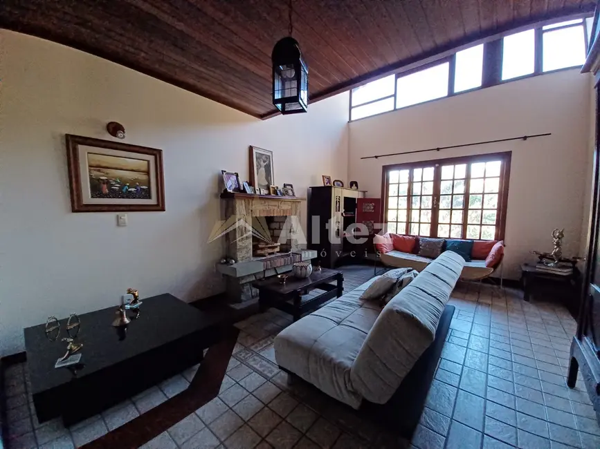 Foto 9 de Casa com 4 quartos à venda, 1100m2 em Parque do Imbui, Teresopolis - RJ