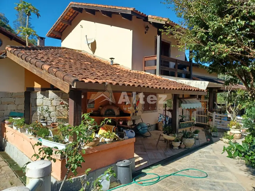Foto 3 de Casa com 4 quartos à venda, 1100m2 em Parque do Imbui, Teresopolis - RJ