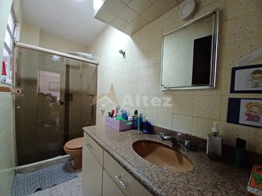 Foto 9 de Apartamento com 3 quartos à venda, 75m2 em Várzea, Teresopolis - RJ