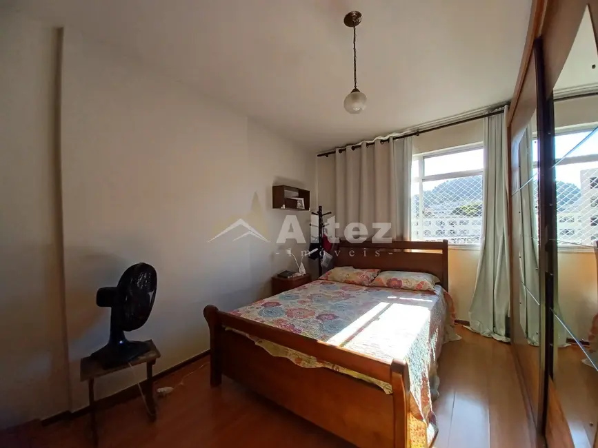 Foto 6 de Apartamento com 3 quartos à venda, 75m2 em Várzea, Teresopolis - RJ