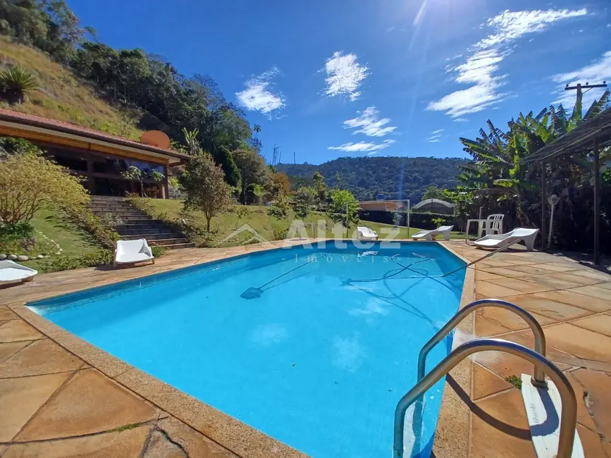 Foto 5 de Sítio / Rancho com 14 quartos à venda, 6500m2 em Albuquerque, Teresopolis - RJ