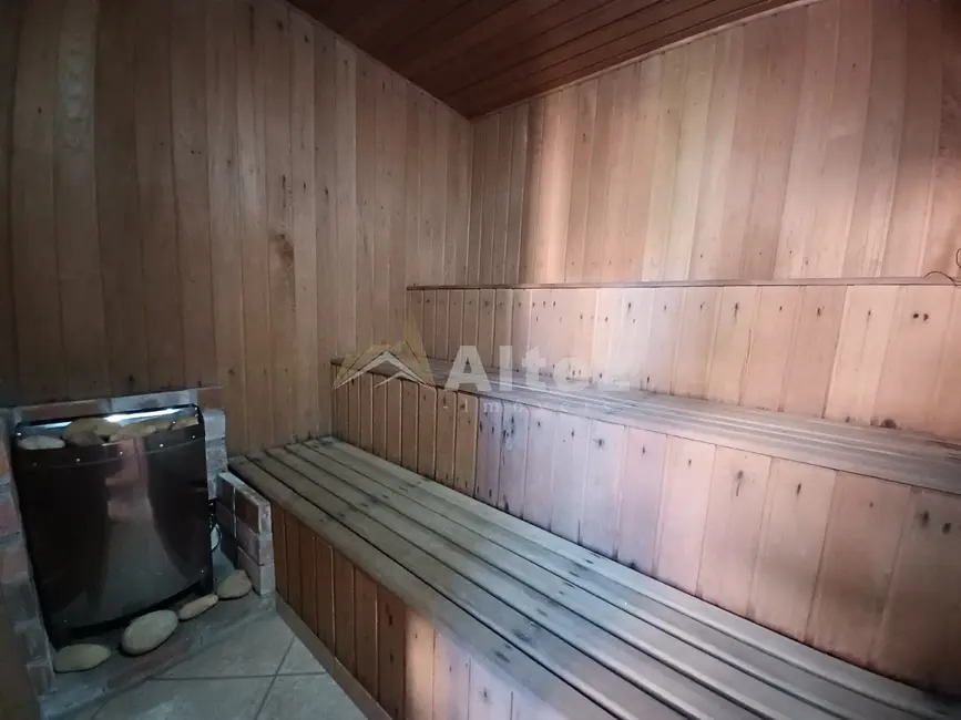 Foto 9 de Sítio / Rancho com 14 quartos à venda, 6500m2 em Albuquerque, Teresopolis - RJ