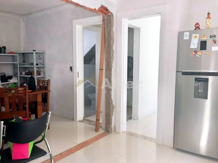 Foto 6 de Casa de Condomínio com 4 quartos à venda, 350m2 em Agriões, Teresopolis - RJ