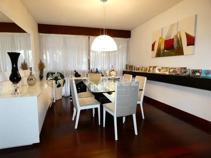 Casa com 5 quartos à venda, 333m2 em Alto, Teresopolis - RJ - imagem 6 Foto 6 de Casa com 5 quartos à venda, 333m2 em Alto, Teresopolis - RJ