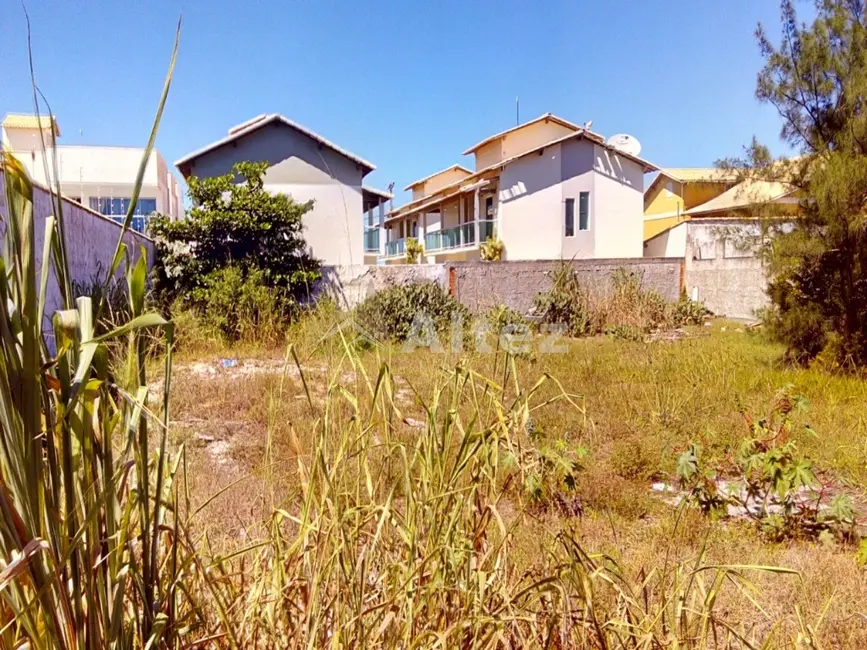 Foto 3 de Terreno / Lote à venda, 445m2 em Cabo Frio - RJ