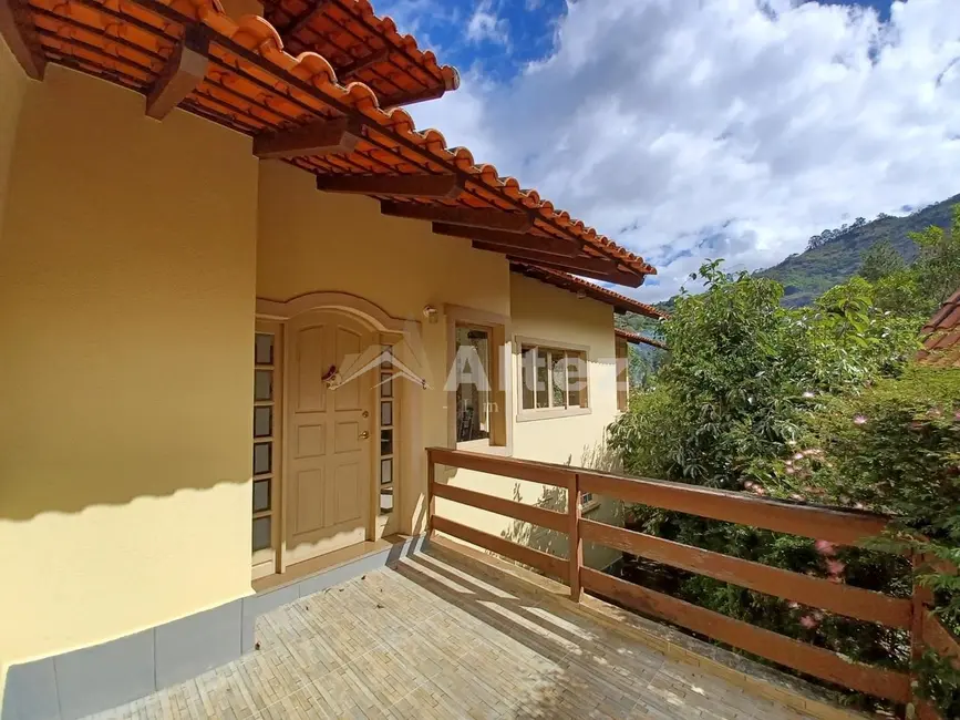 Casa de Condomínio com 6 quartos à venda, 650m2 em Parque do Imbui, Teresopolis - RJ - imagem 5 Foto 5 de Casa de Condomínio com 6 quartos à venda, 650m2 em Parque do Imbui, Teresopolis - RJ