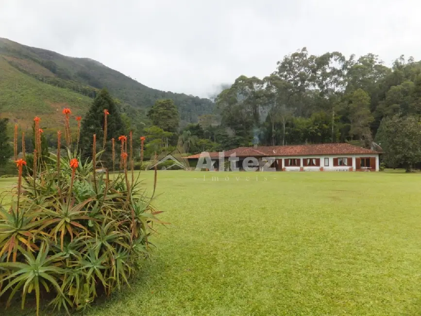Sítio / Rancho com 4 quartos à venda, 25000m2 em Quebra Frascos, Teresopolis - RJ - imagem 2 Foto 2 de Sítio / Rancho com 4 quartos à venda, 25000m2 em Quebra Frascos, Teresopolis - RJ
