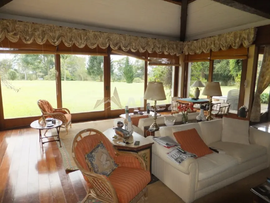 Sítio / Rancho com 4 quartos à venda, 25000m2 em Quebra Frascos, Teresopolis - RJ - imagem 5 Foto 5 de Sítio / Rancho com 4 quartos à venda, 25000m2 em Quebra Frascos, Teresopolis - RJ