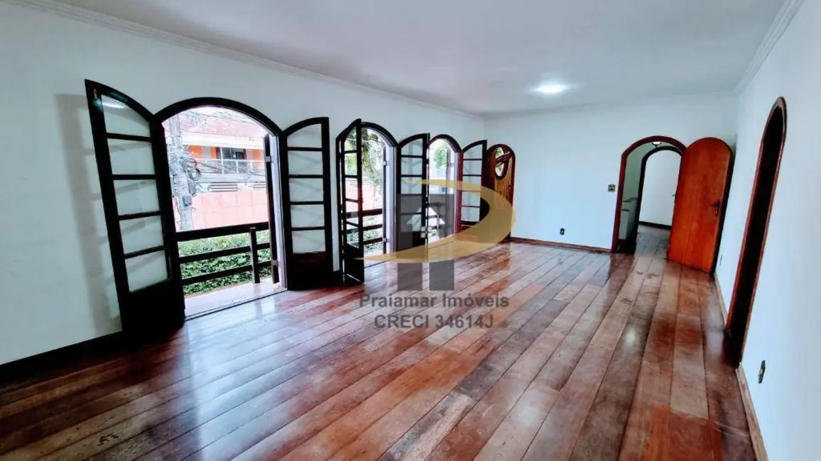 Foto 1 de Casa com 3 quartos à venda, 189m2 em Ponta da Praia, Santos - SP