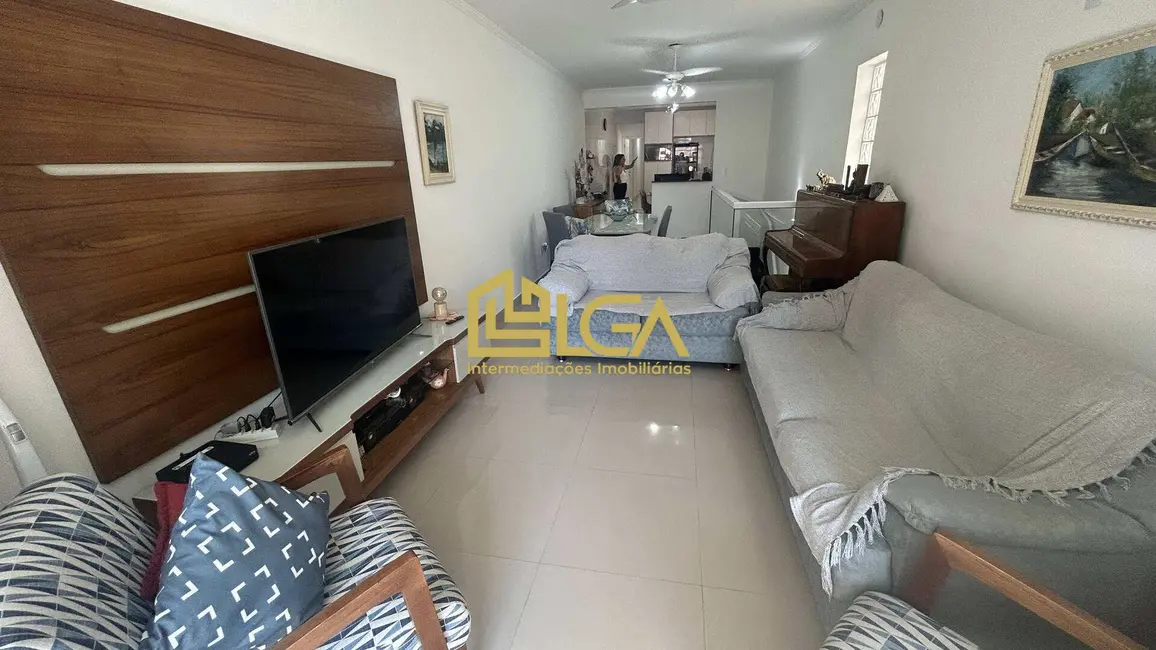 Foto 1 de Casa com 3 quartos à venda, 128m2 em Ponta da Praia, Santos - SP