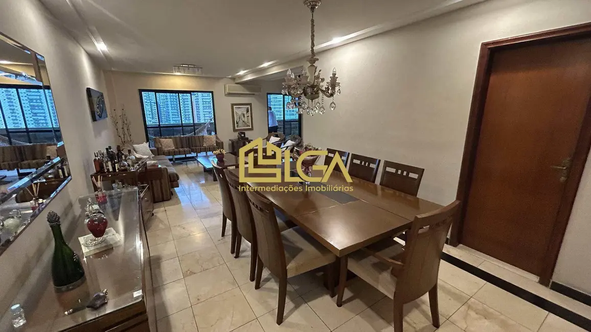 Cobertura com 4 quartos à venda, 450m2 em Canto do Forte, Praia Grande - SP - imagem 5 Foto 5 de Cobertura com 4 quartos à venda, 450m2 em Canto do Forte, Praia Grande - SP
