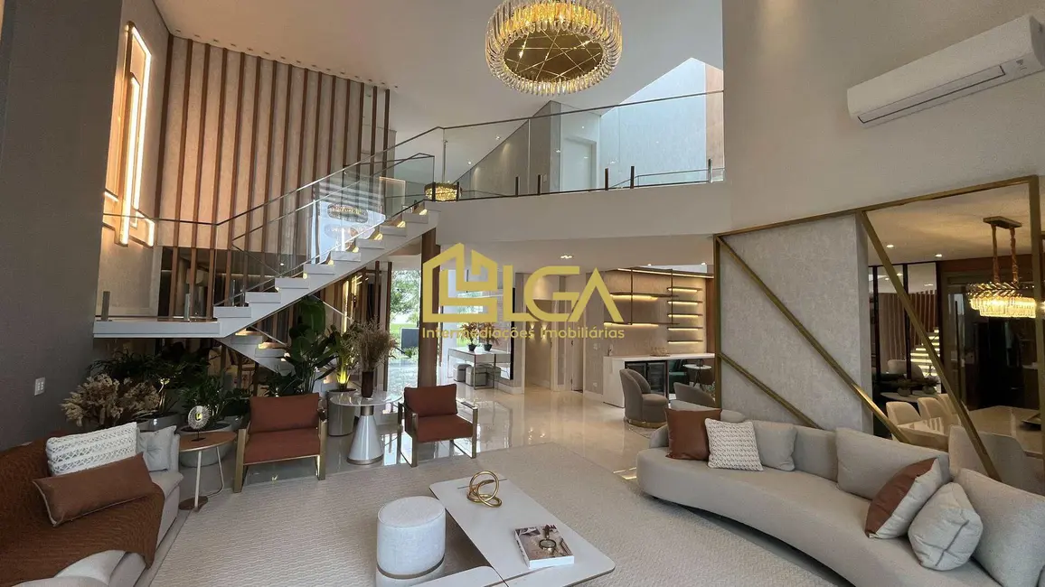 Casa de Condomínio com 6 quartos à venda, 900m2 em Jardim Acapulco, Guaruja - SP - imagem 3 Foto 3 de Casa de Condomínio com 6 quartos à venda, 900m2 em Jardim Acapulco, Guaruja - SP