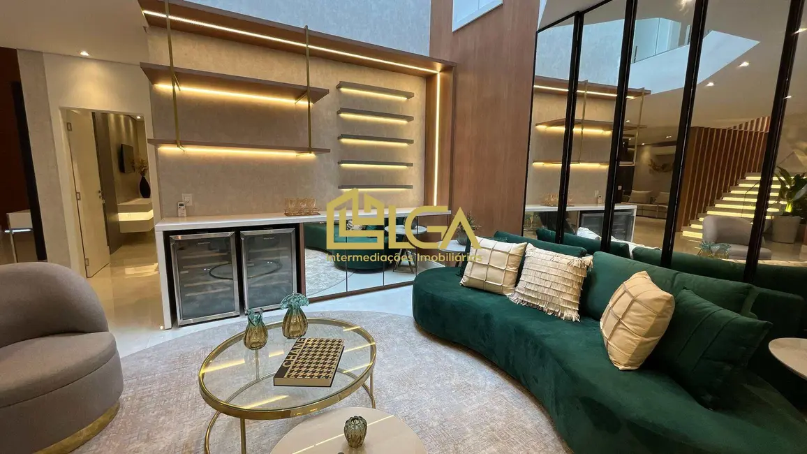 Casa de Condomínio com 6 quartos à venda, 900m2 em Jardim Acapulco, Guaruja - SP - imagem 7 Foto 7 de Casa de Condomínio com 6 quartos à venda, 900m2 em Jardim Acapulco, Guaruja - SP