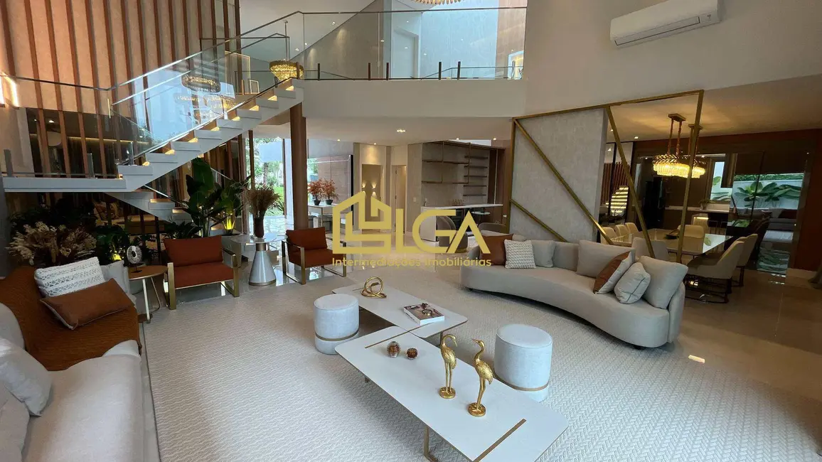 Foto 2 de Casa de Condomínio com 6 quartos à venda, 900m2 em Jardim Acapulco, Guaruja - SP