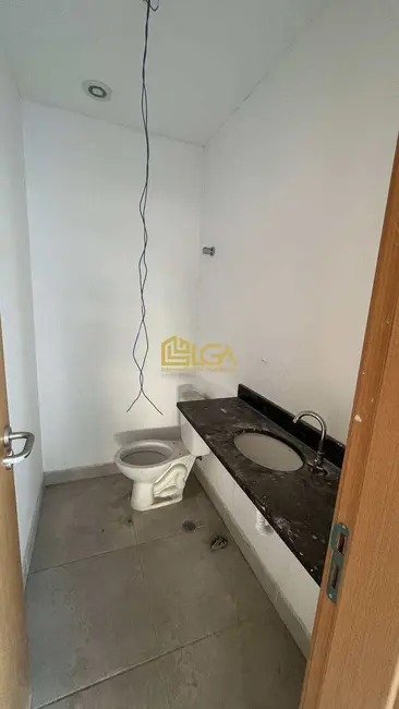 Sala Comercial com 1 quarto à venda, 136m2 em Encruzilhada, Santos - SP - imagem 5 Foto 5 de Sala Comercial com 1 quarto à venda, 136m2 em Encruzilhada, Santos - SP