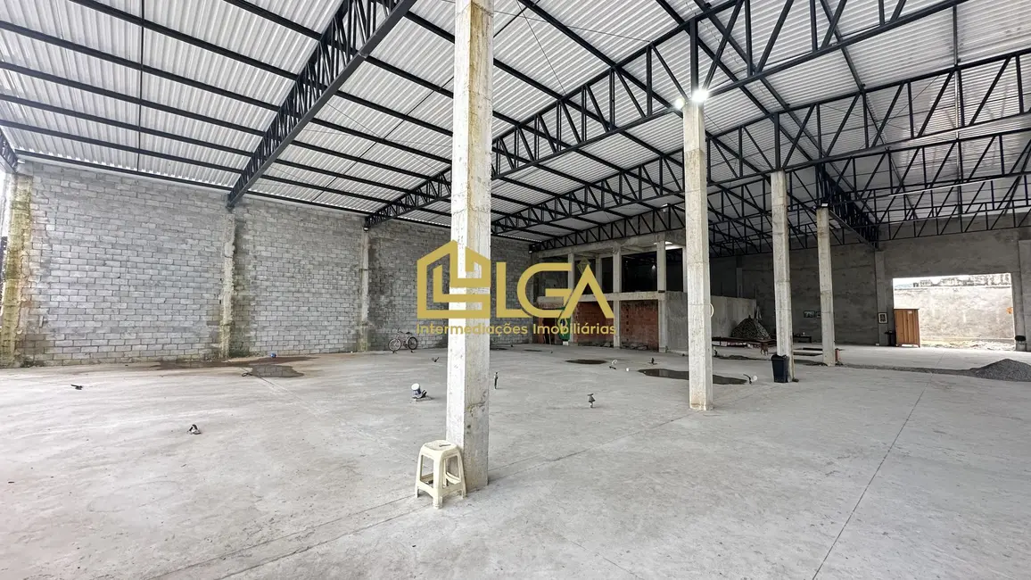 Armazém / Galpão com 2 quartos para alugar, 1200m2 em Vila Mathias, Santos - SP - imagem 3 Foto 3 de Armazém / Galpão com 2 quartos para alugar, 1200m2 em Vila Mathias, Santos - SP