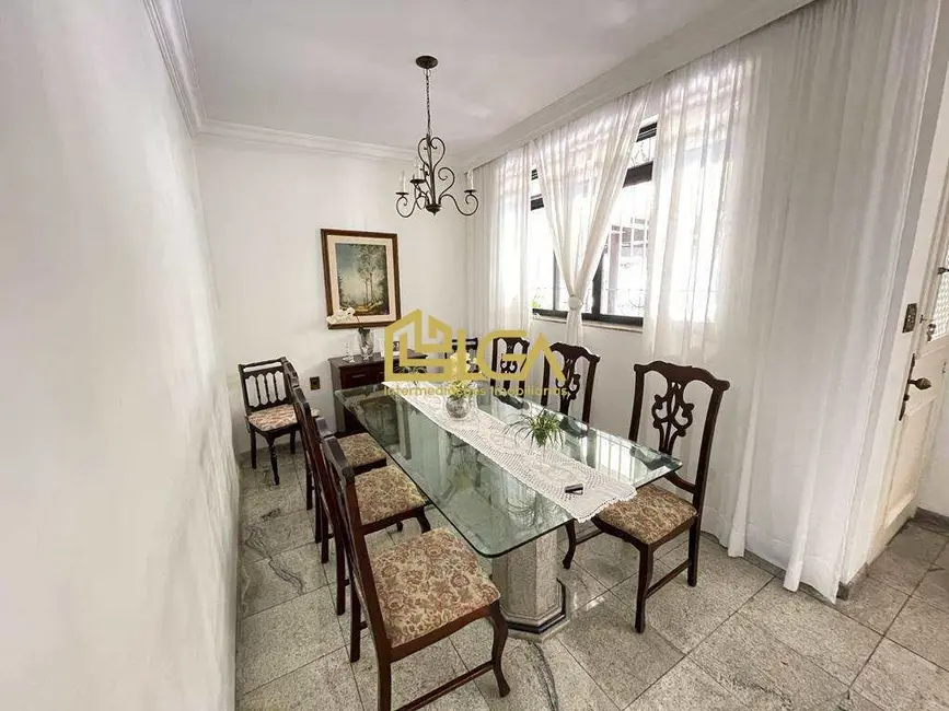 Foto 2 de Casa com 4 quartos à venda, 138m2 em Boqueirão, Santos - SP