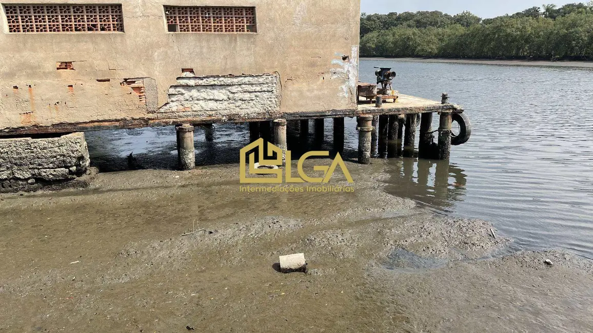 Armazém / Galpão com 3 quartos à venda, 5000m2 em Jardim Santa Maria, Guaruja - SP - imagem 7 Foto 7 de Armazém / Galpão com 3 quartos à venda, 5000m2 em Jardim Santa Maria, Guaruja - SP