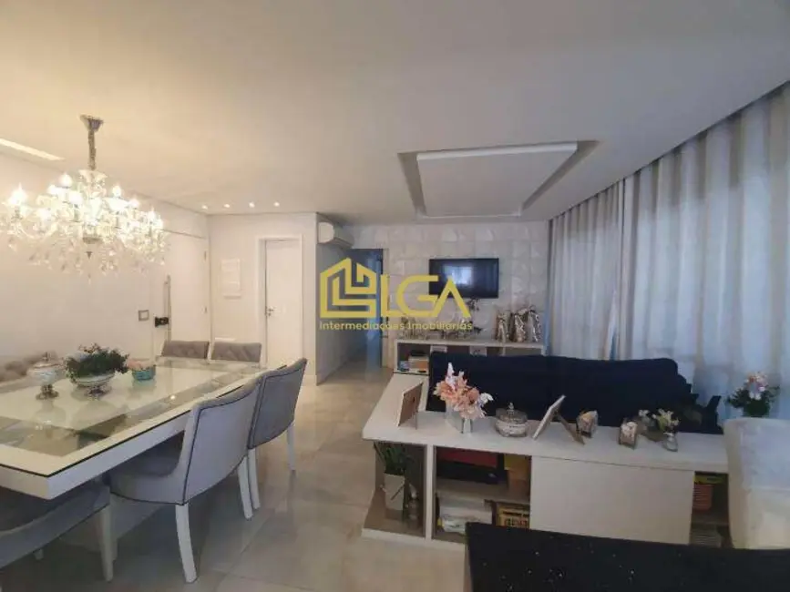 Foto 1 de Apartamento com 3 quartos à venda, 131m2 em Marapé, Santos - SP